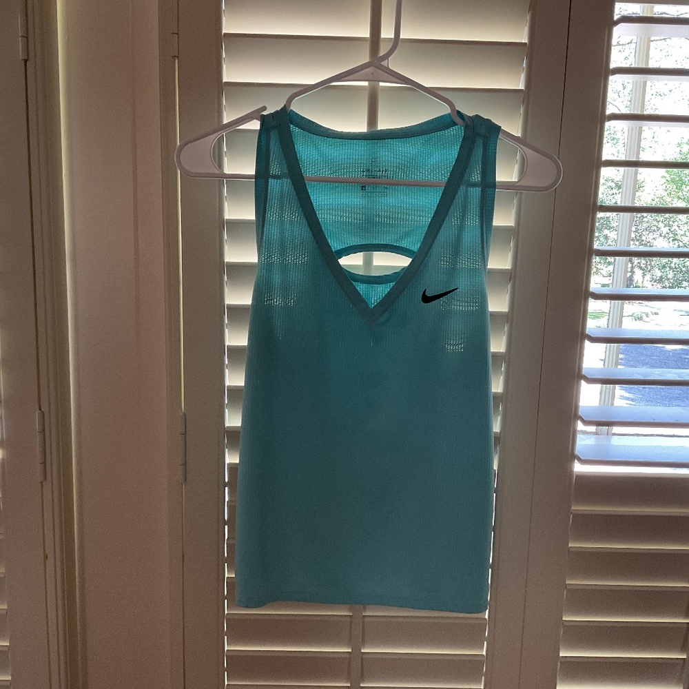 Nike Dry Fit V Neck Tank Top   Blue  Small